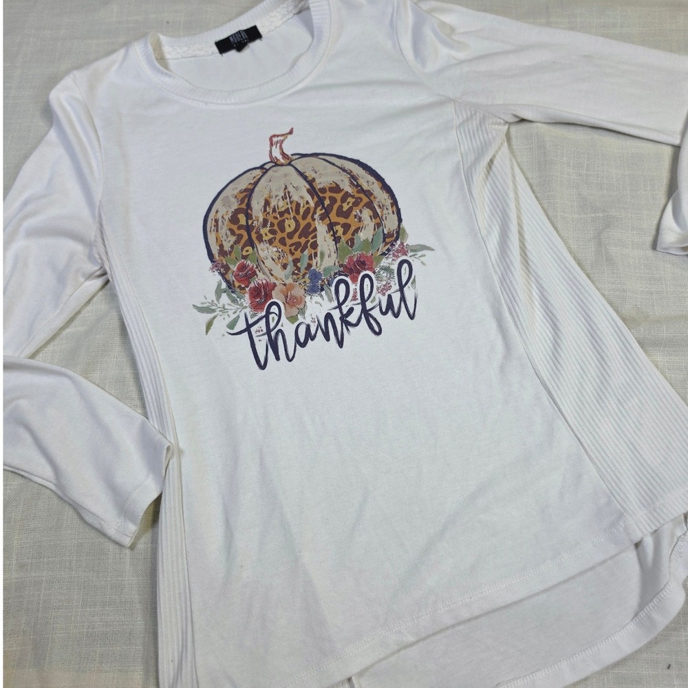 Modern Canvas Womens Thankful Pumpkin Leopard Print Top White Long Sleeve Small